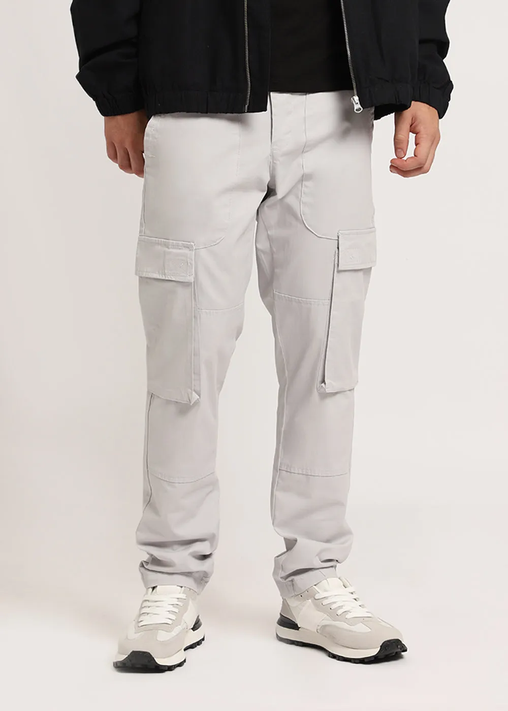 Sure! Heres an optimized title with modifiers for the e-commerce product:

Mens Modern Fit Ashen Grey Cargo Pants with Multiple Pockets