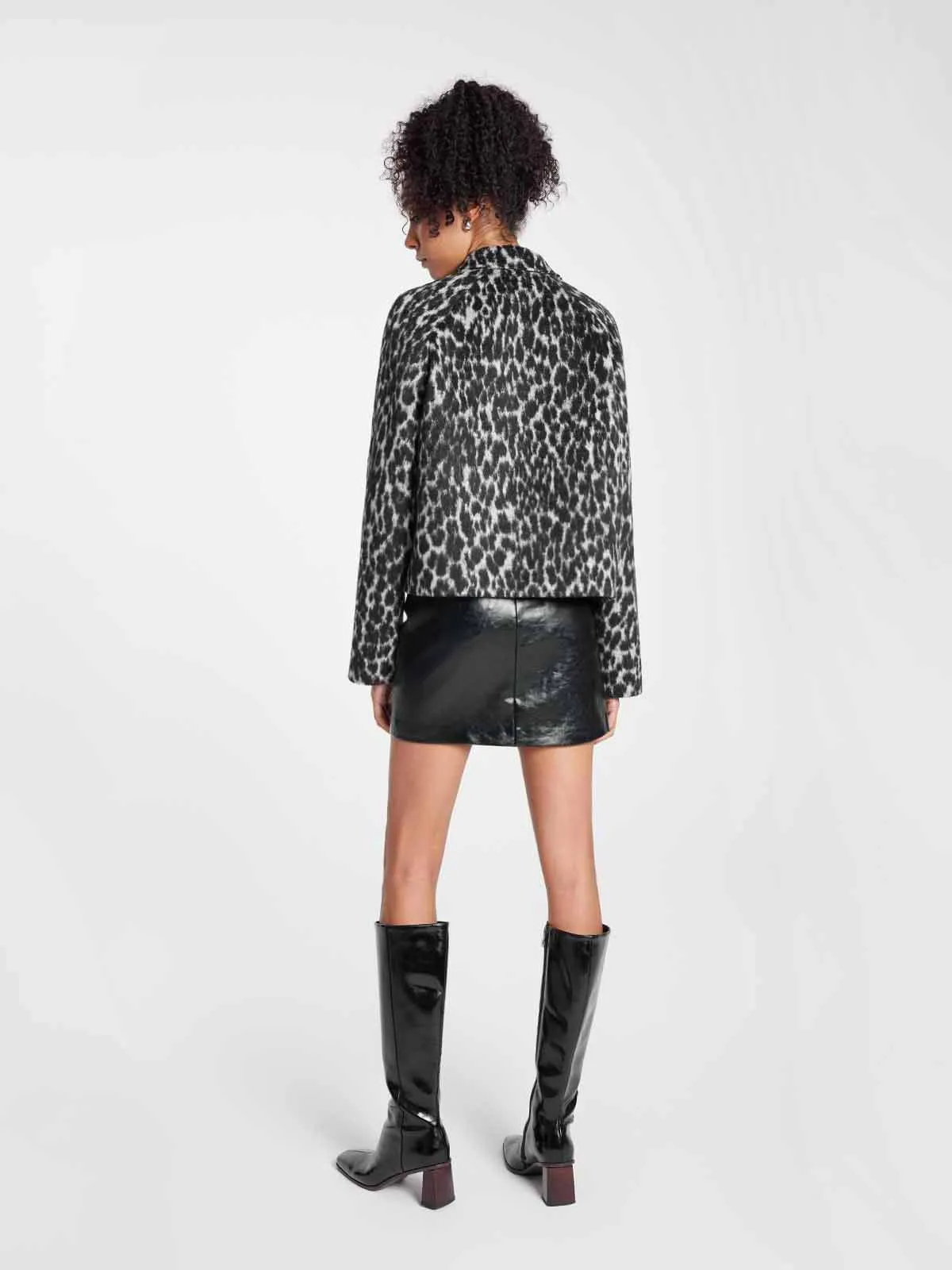 ASOBIO Cropped Leopard Woolen Zip-Up Jacket