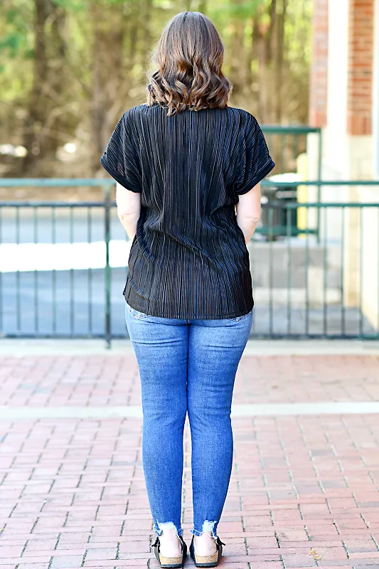 Dolman Sleeve Classic Pleated Top in Black