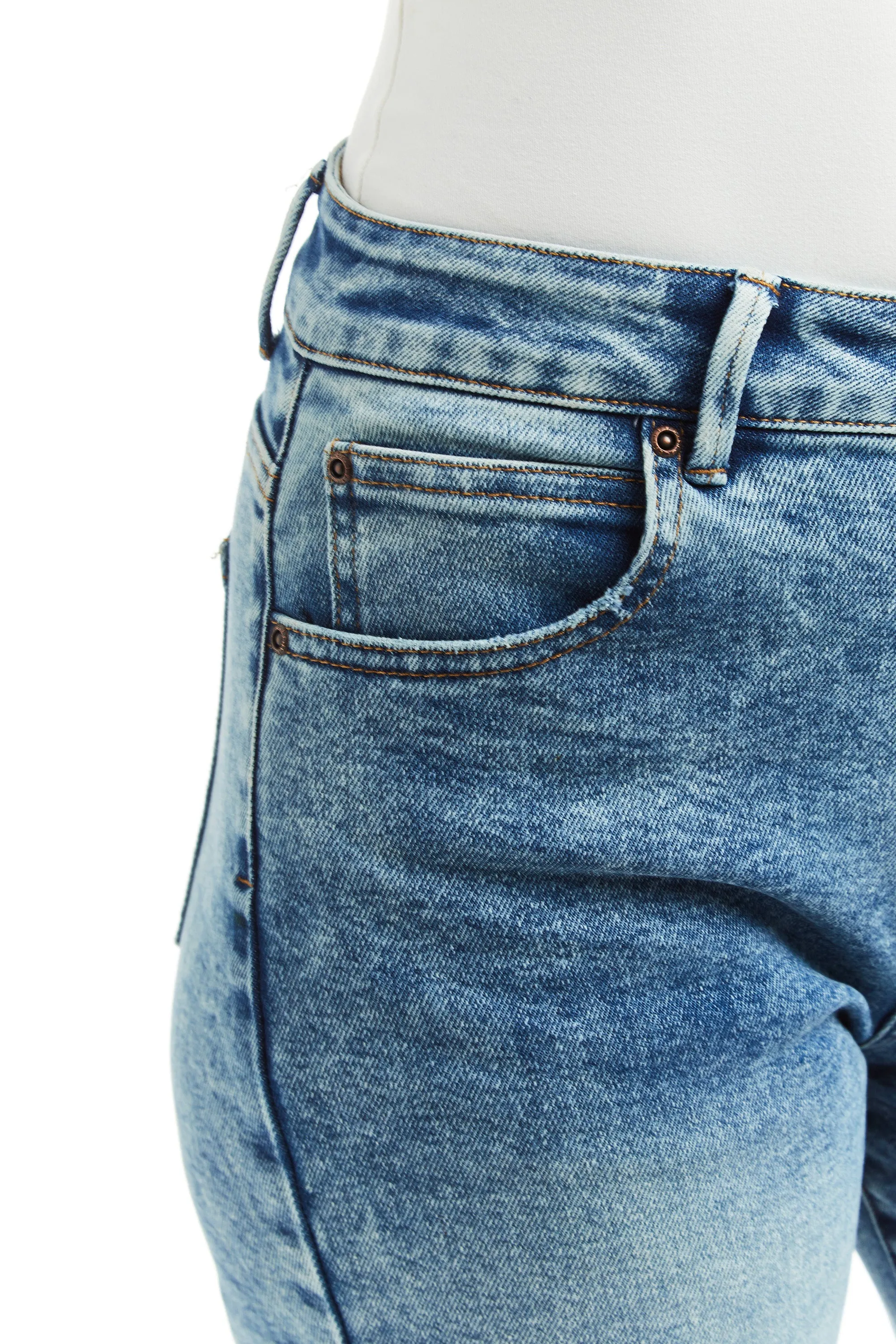 High Rise 90s Straight With Release Hem