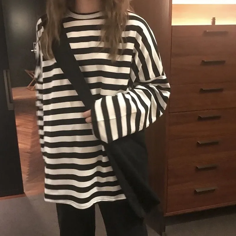 Korean Harajuku Striped O-Neck Tshirt