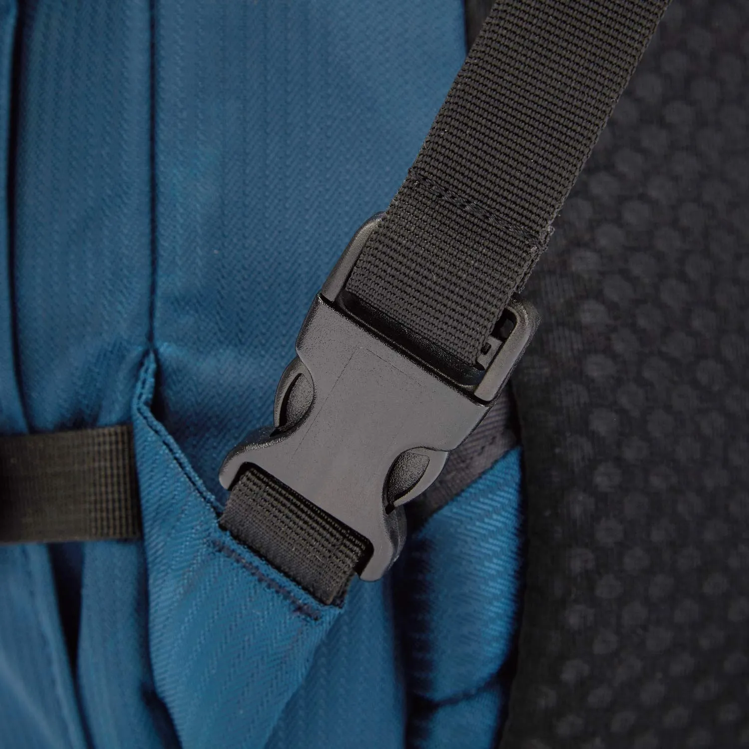 Pacsafe Venturesafe EXP45 anti-theft recycled ECONYL carry-on travel pack