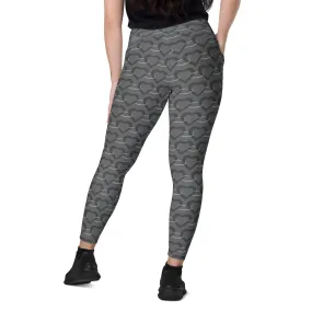 Silver Heart Chain Crossover leggings with pockets