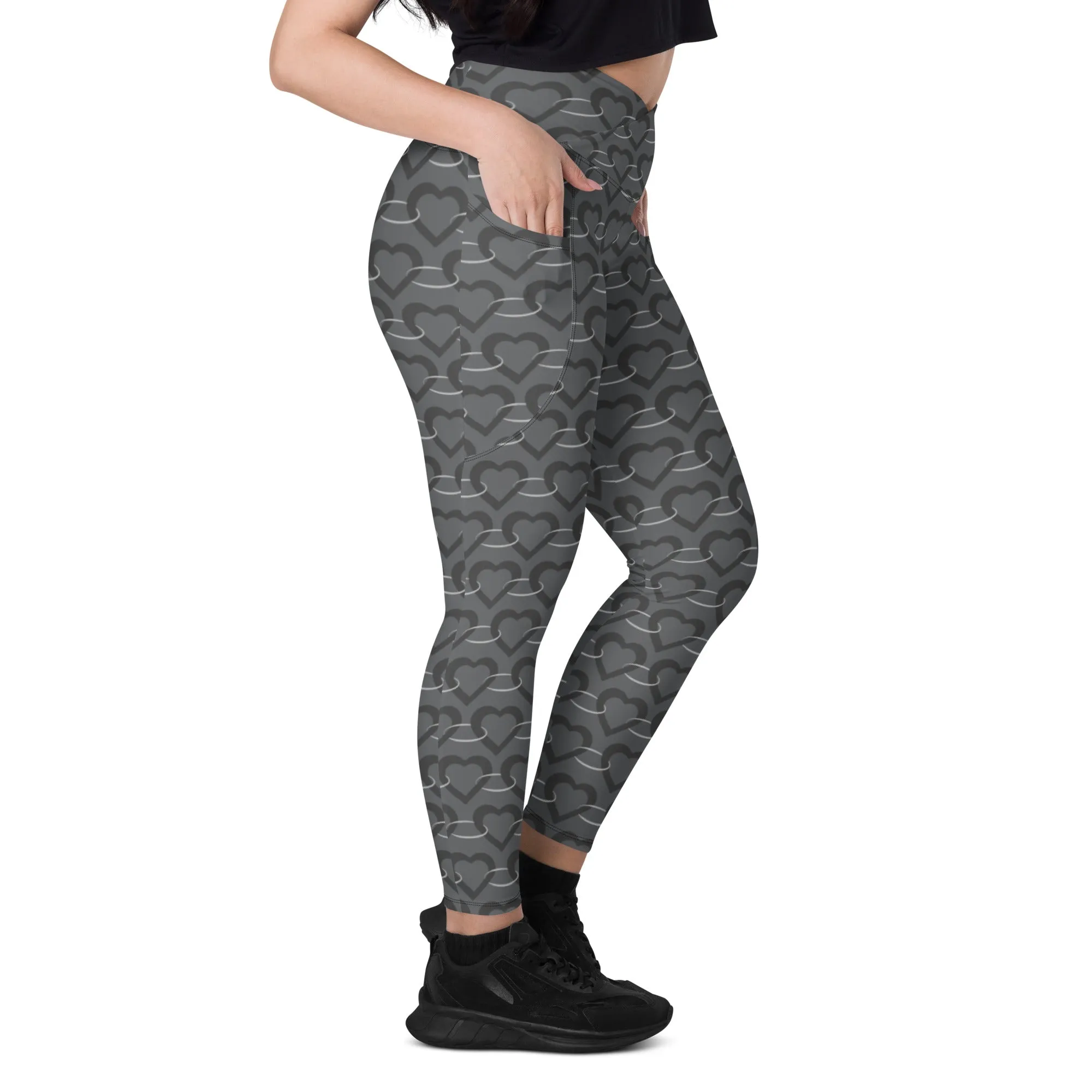 Silver Heart Chain Crossover leggings with pockets