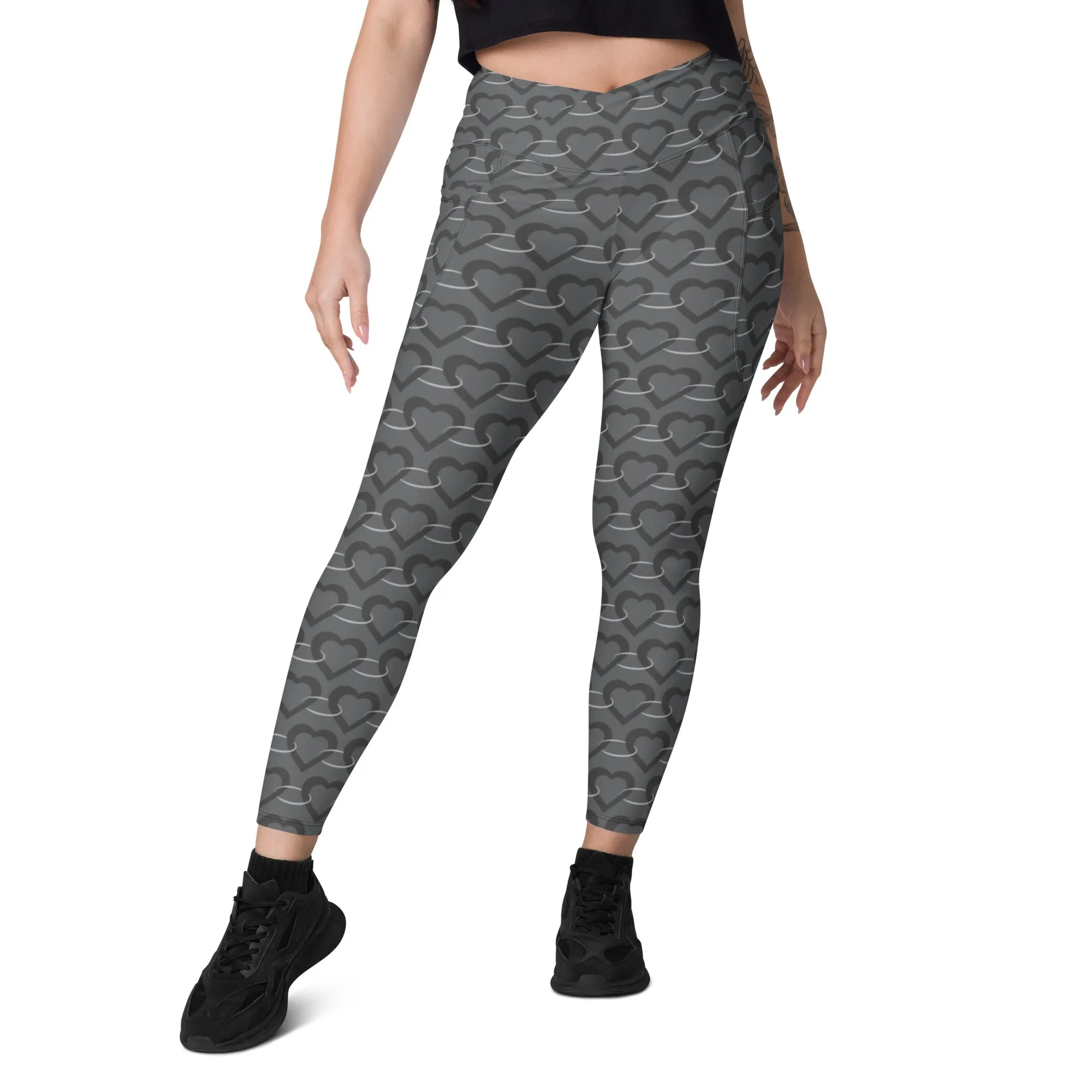 Silver Heart Chain Crossover leggings with pockets