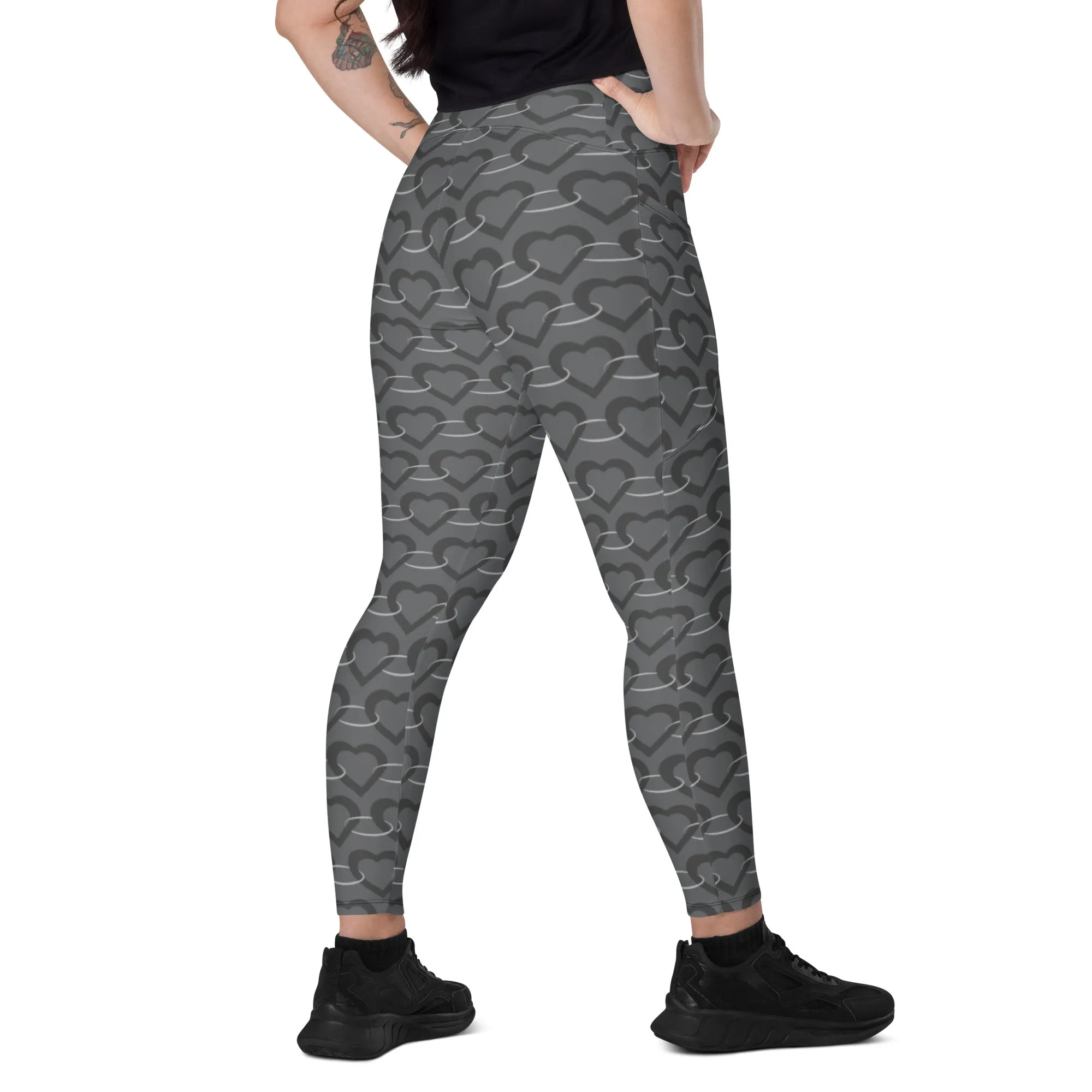 Silver Heart Chain Crossover leggings with pockets