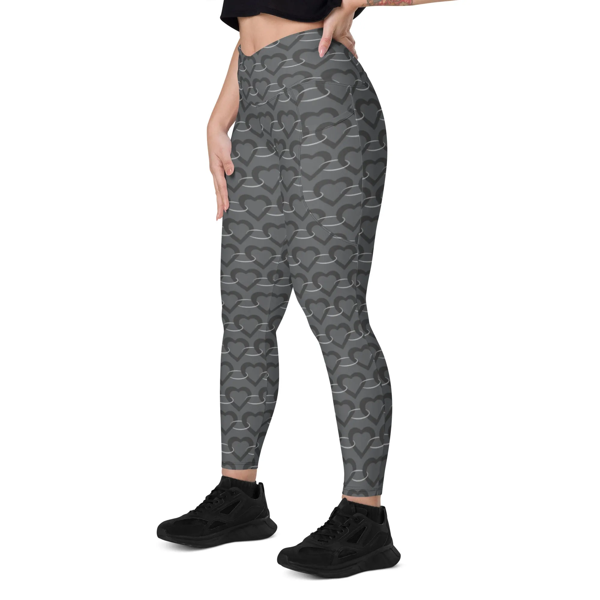 Silver Heart Chain Crossover leggings with pockets