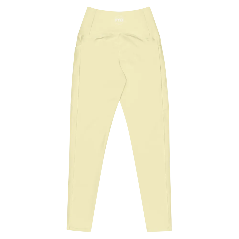 Size Inclusive Leggings with pockets in pastel yellow