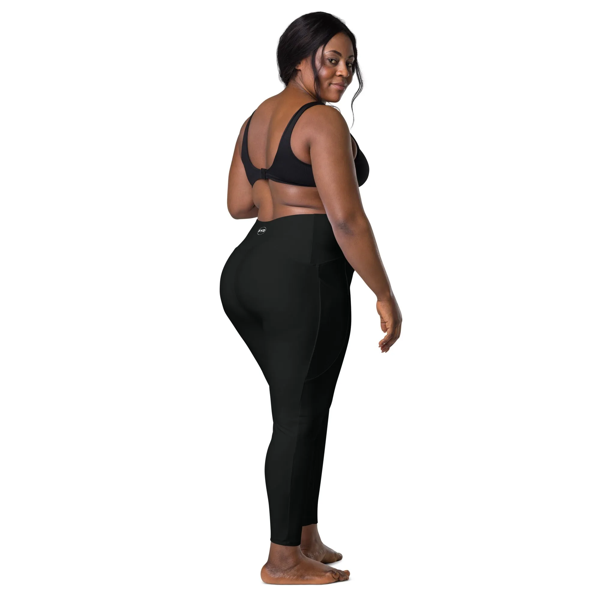 Size Inclusive Leggings with pockets in solid black