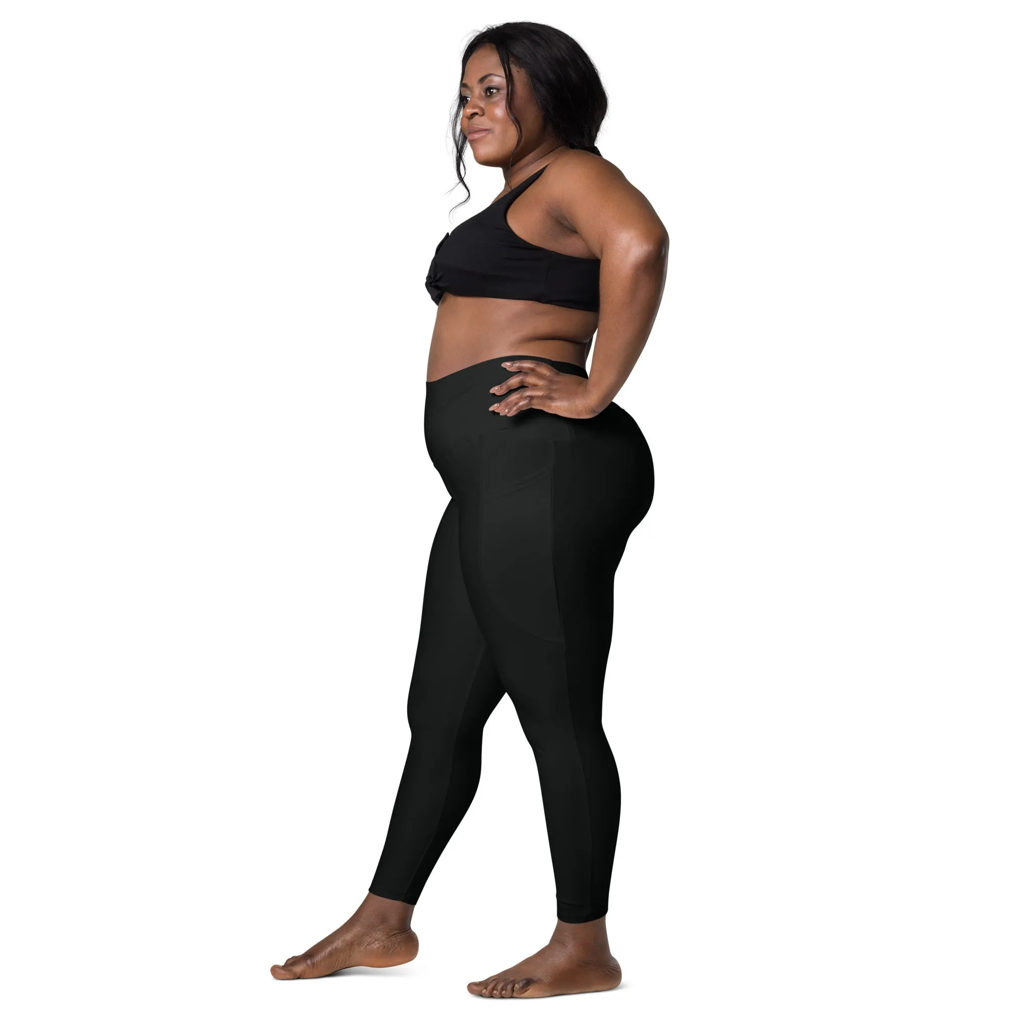 Size Inclusive Leggings with pockets in solid black